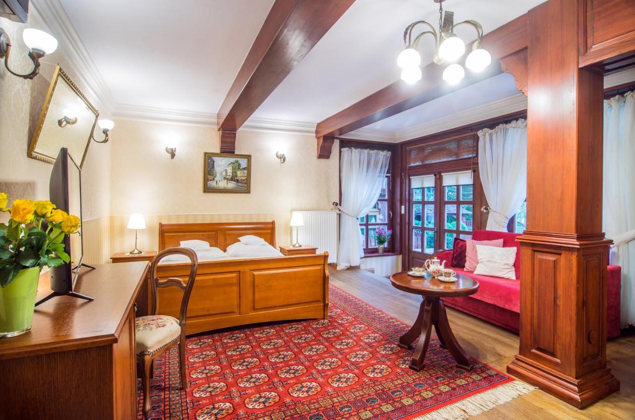 Hotel Dwa Ksiezyce Казімеж-Дольний Екстер'єр фото